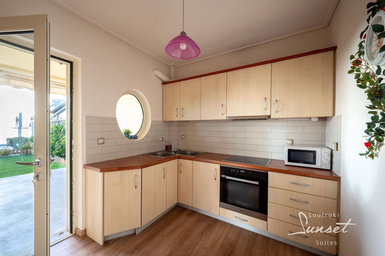 Ferienwohnung Loutraki Sea Sunset Exterior foto